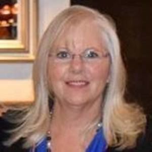 Meet your Posher, Desiree